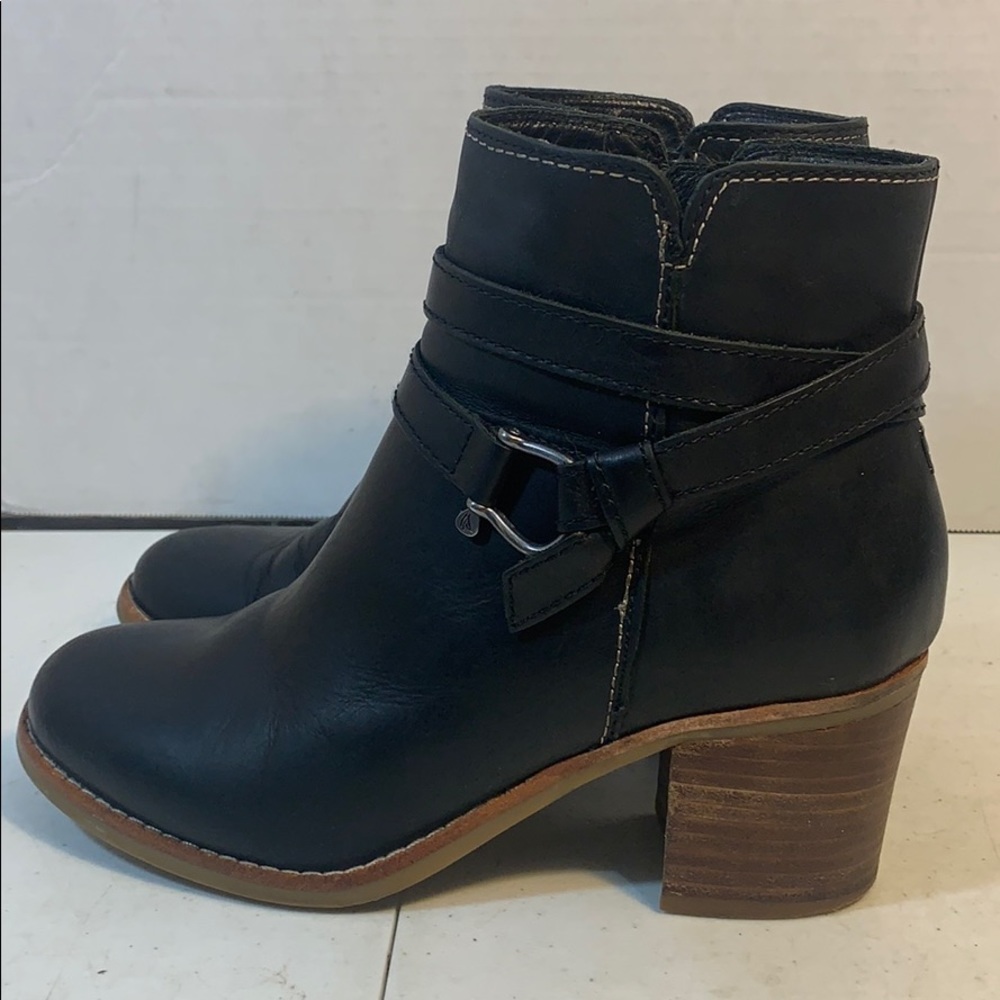 Women’s Sperry black leather ankle boots heels 7